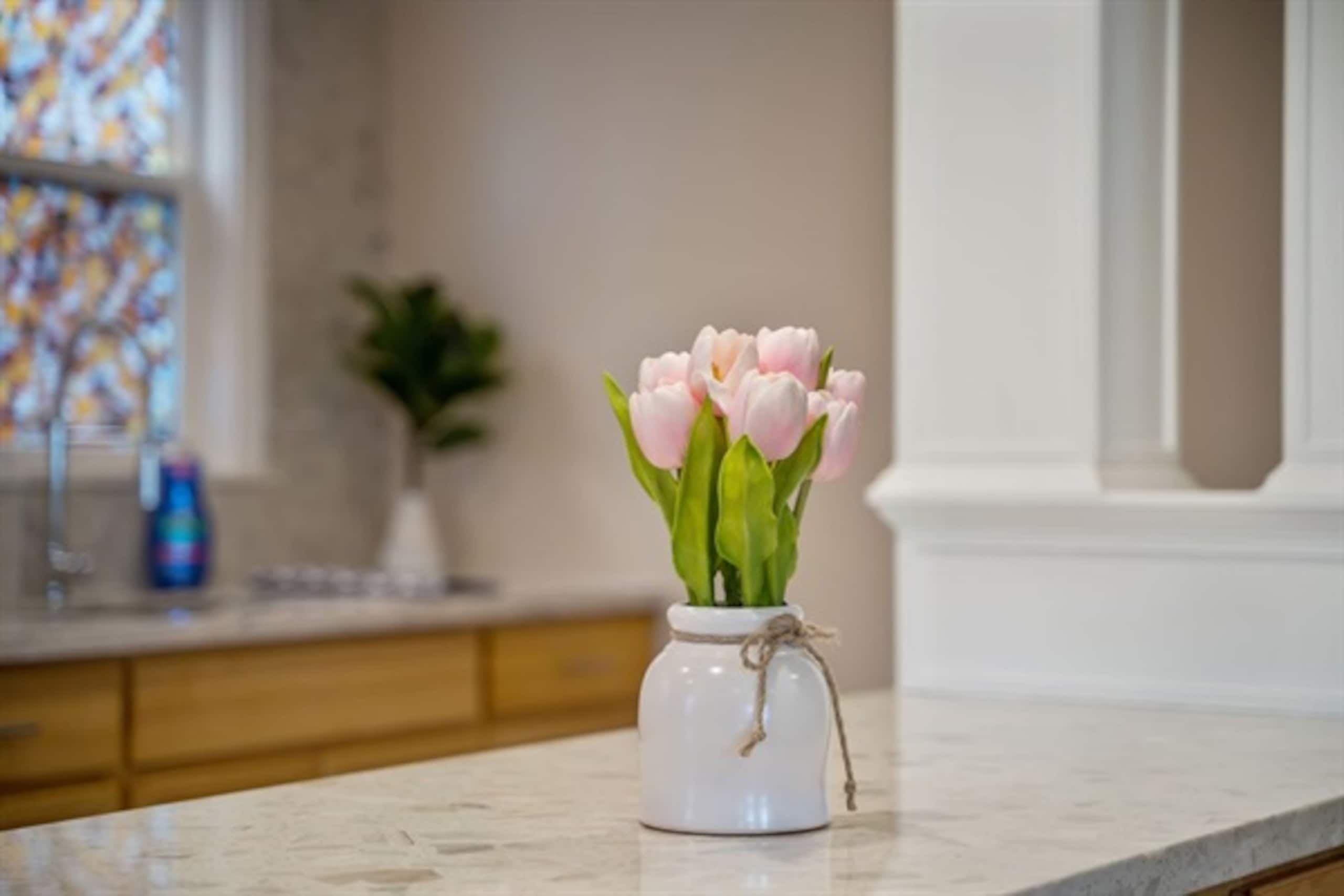 Home in San Francisco · ★4.97 · 4 bedrooms · 6 beds · 3 baths - Image 76