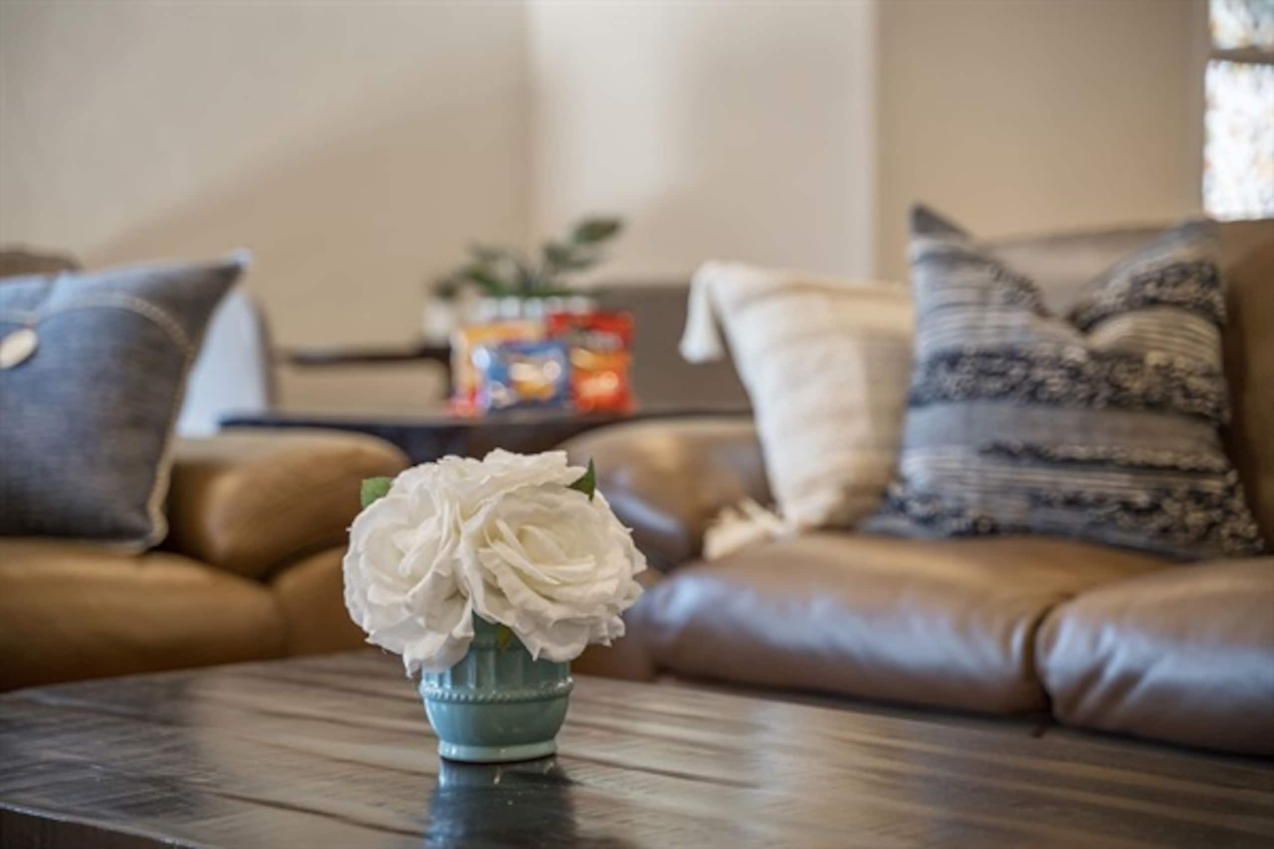 Home in San Francisco · ★4.97 · 4 bedrooms · 6 beds · 3 baths - Image 9