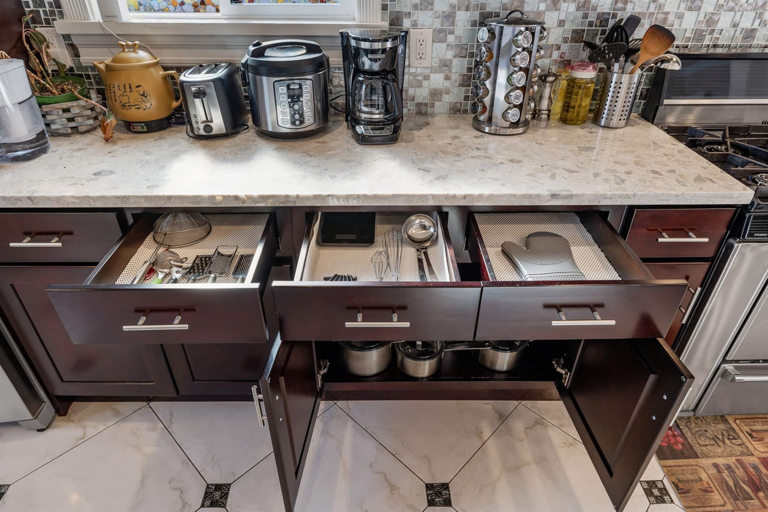 Home in San Francisco · ★4.97 · 4 bedrooms · 6 beds · 3 baths - Image 13