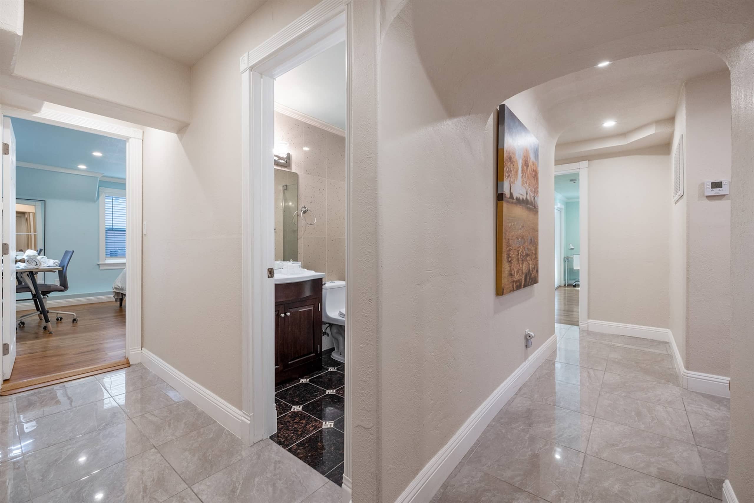 Home in San Francisco · ★4.97 · 4 bedrooms · 6 beds · 3 baths - Image 84