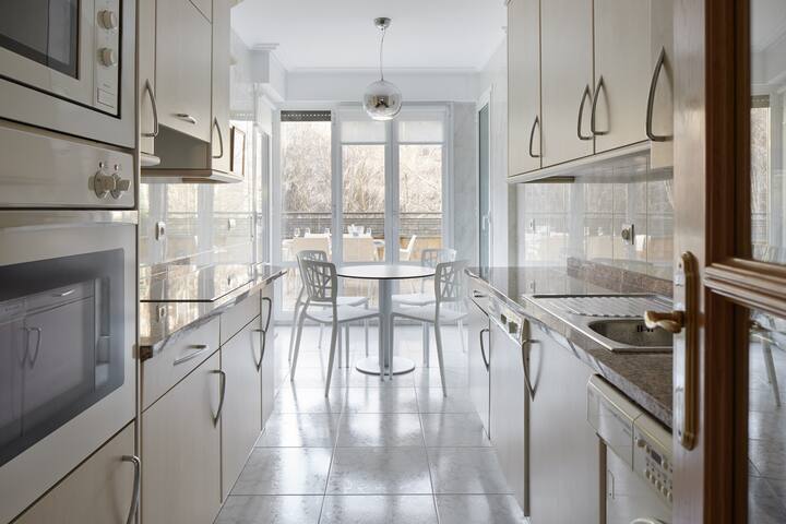 KORAL — Basque Stay gallery image 3