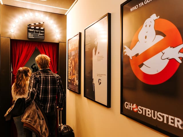AMS Teleport hotel managed Airbnb listing 2