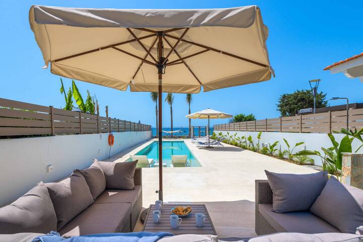 Ammos Beach House gallery image 5