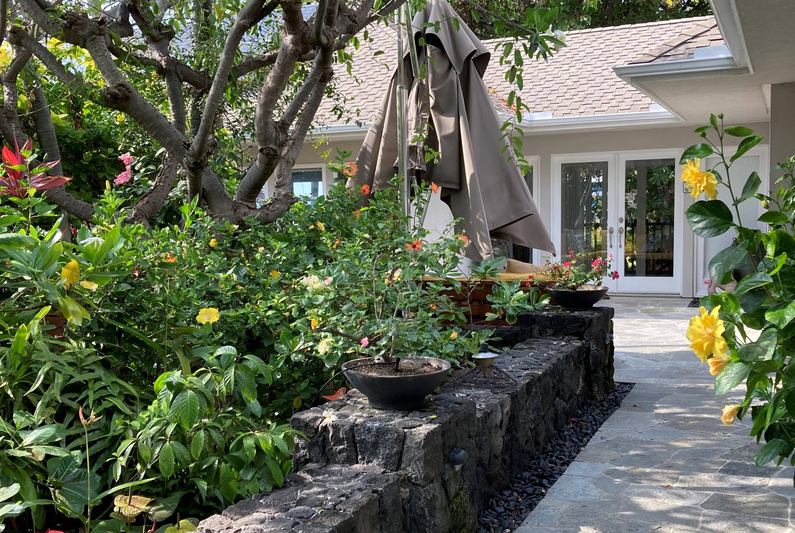 Home in Kailua-Kona · ★5.0 · 2 bedrooms · 4 beds · No bathroom - Image 7