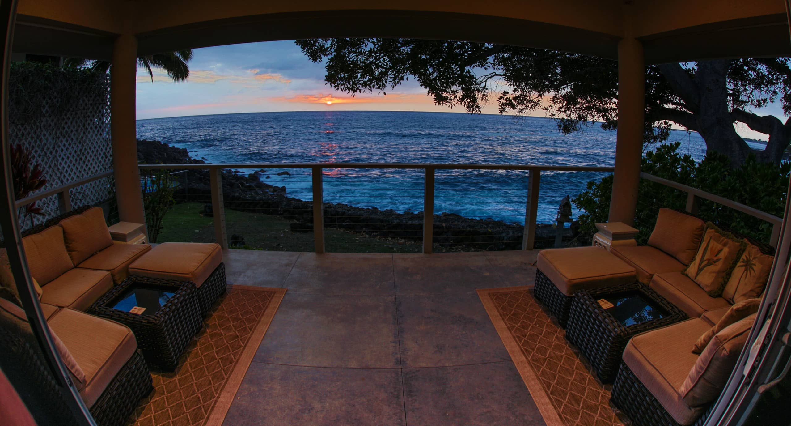 Home in Kailua-Kona · ★5.0 · 2 bedrooms · 4 beds · No bathroom - Image 4