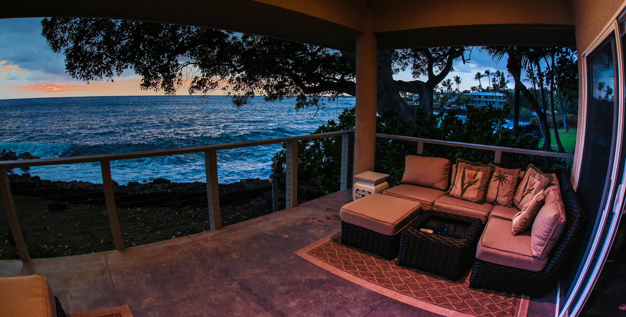 Home in Kailua-Kona · ★5.0 · 2 bedrooms · 4 beds · No bathroom - Image 3