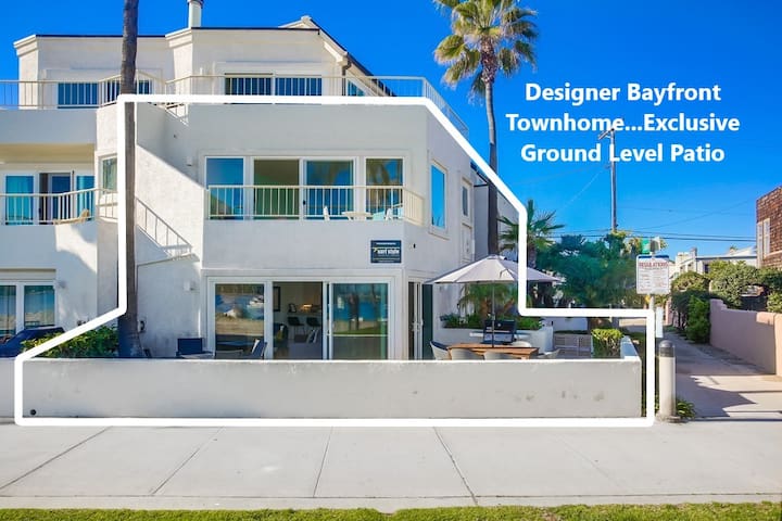 2 Level Waterfront Townhouse + 4 Outdoor Spaces gallery image 3