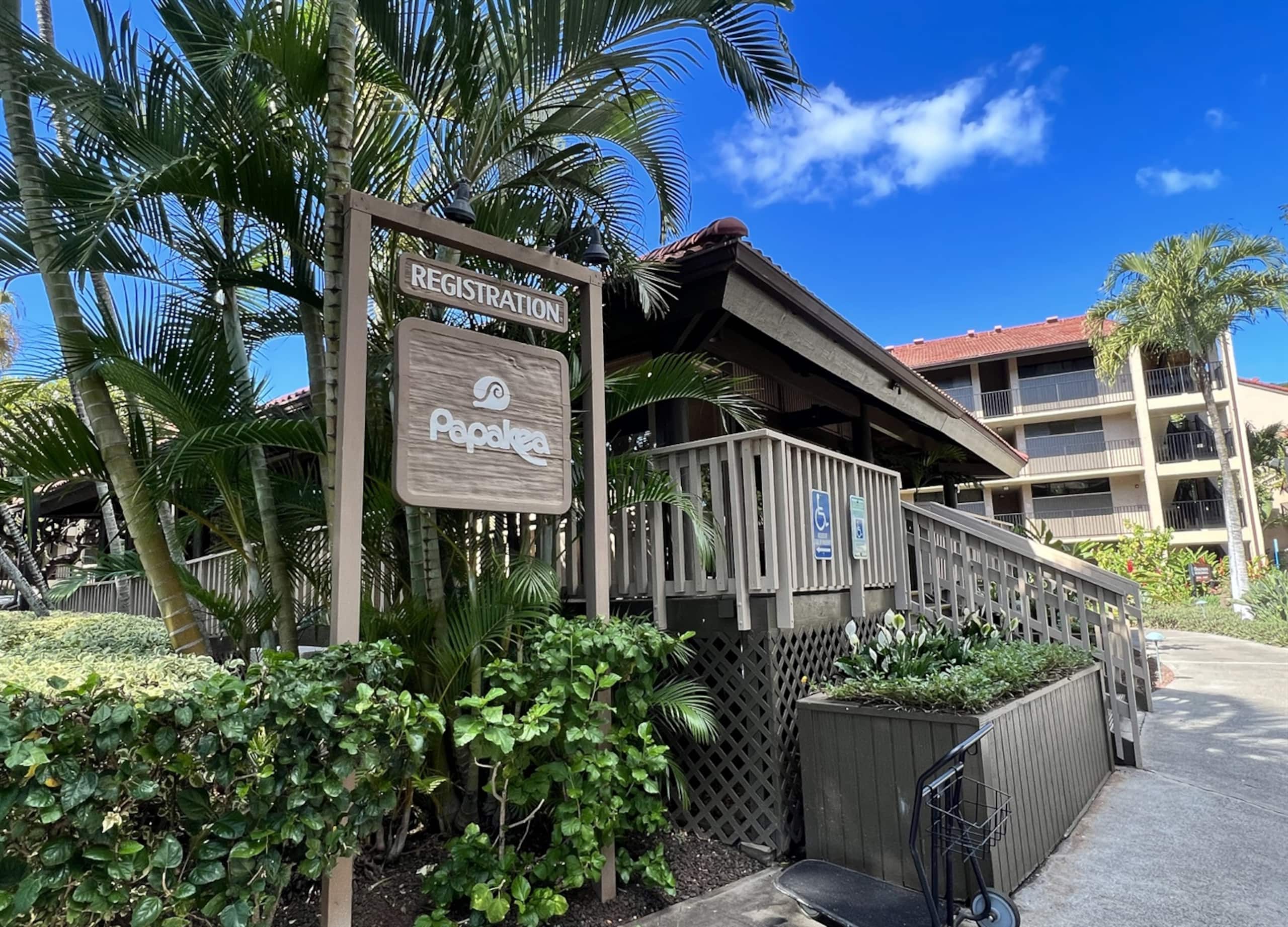 Condo in Lahaina · ★4.63 · 2 bedrooms · 3 beds · 2 baths - Image 50