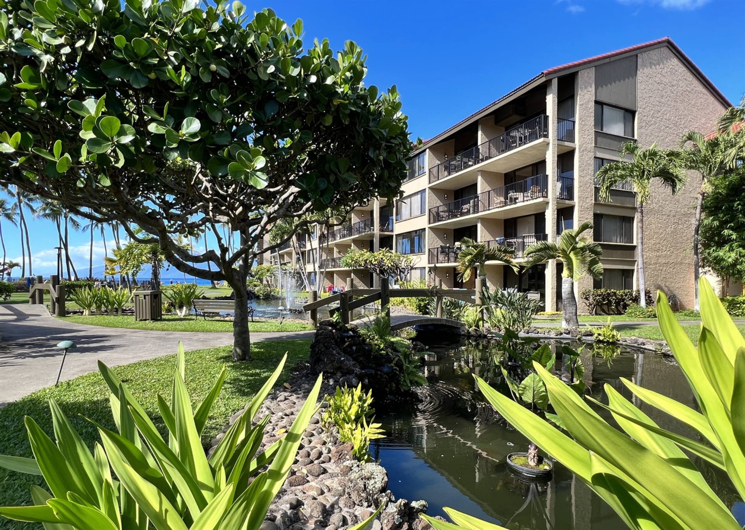 Condo in Lahaina · ★4.63 · 2 bedrooms · 3 beds · 2 baths - Image 49