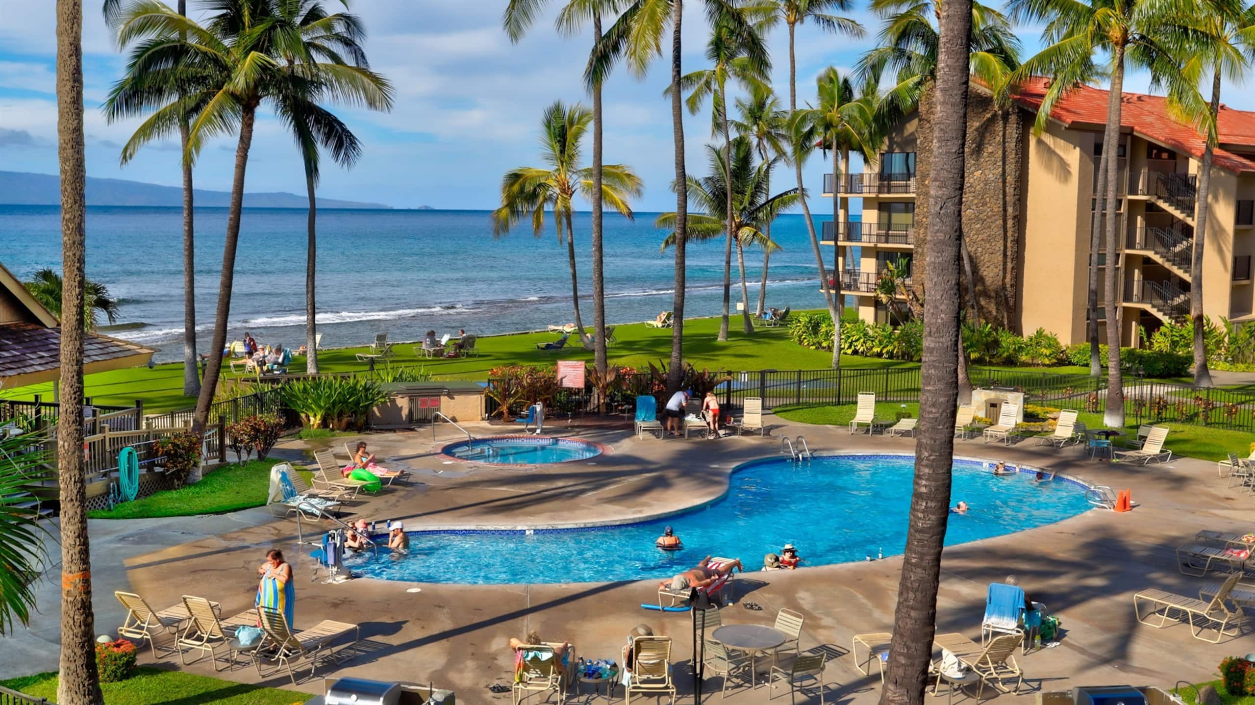 Condo in Lahaina · ★4.63 · 2 bedrooms · 3 beds · 2 baths - Image 30