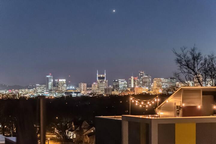Tim and Faith Rooftop – Amazing Nashville Hangout gallery image 3