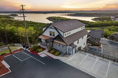 3 Decks, Pvt Theater, 2 Game Rooms, Best Lake View