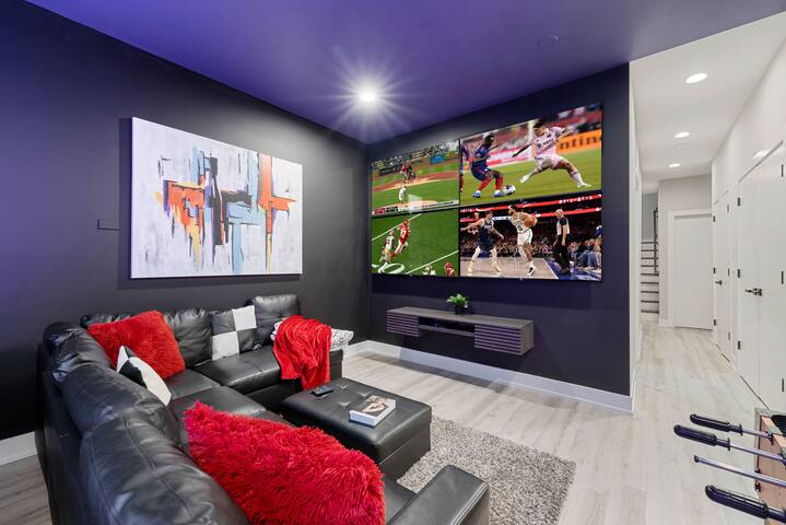 High End New Construction Home w/8 Beds, Parking gallery image 3