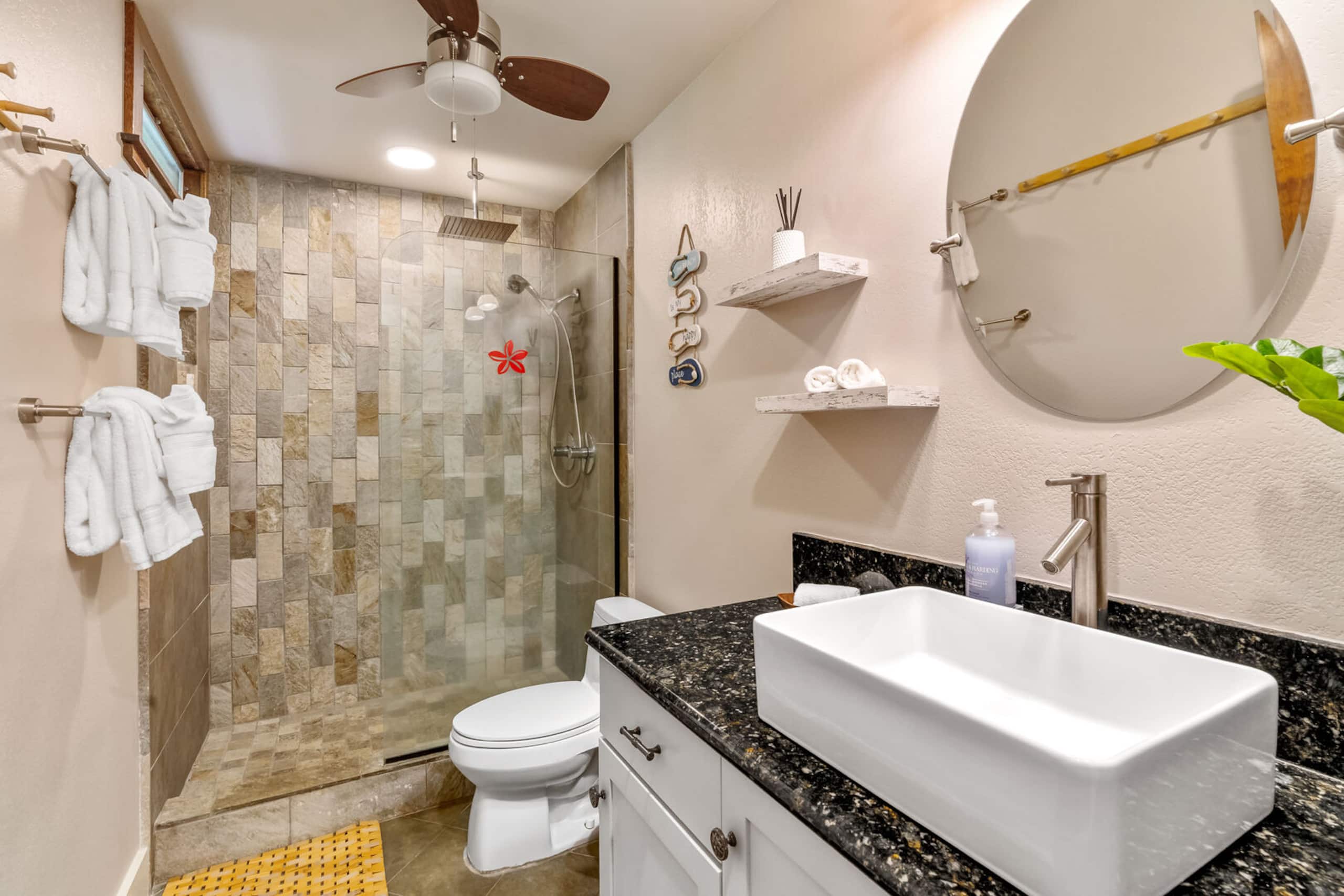 Villa in Princeville · ★4.97 · 2 bedrooms · 2 beds · 2 private baths - Image 13