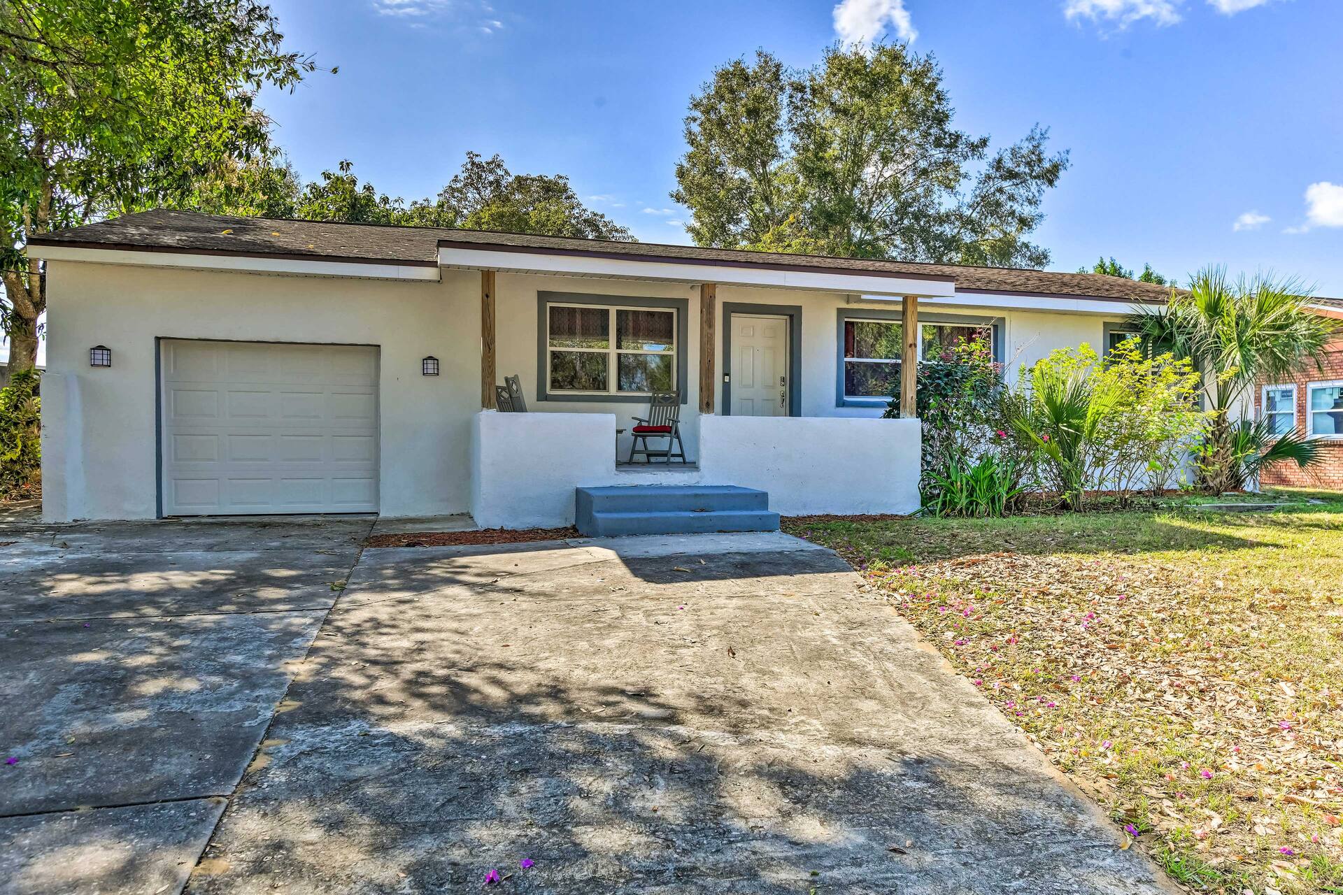 Bright, Pet-Friendly Retreat in Avon Park! — photo 3
