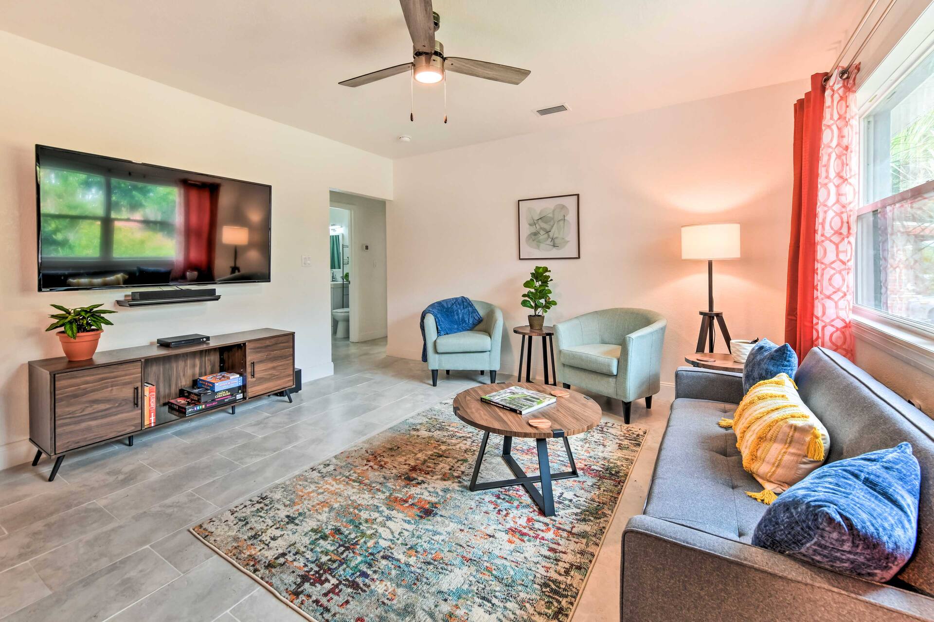 Bright, Pet-Friendly Retreat in Avon Park!