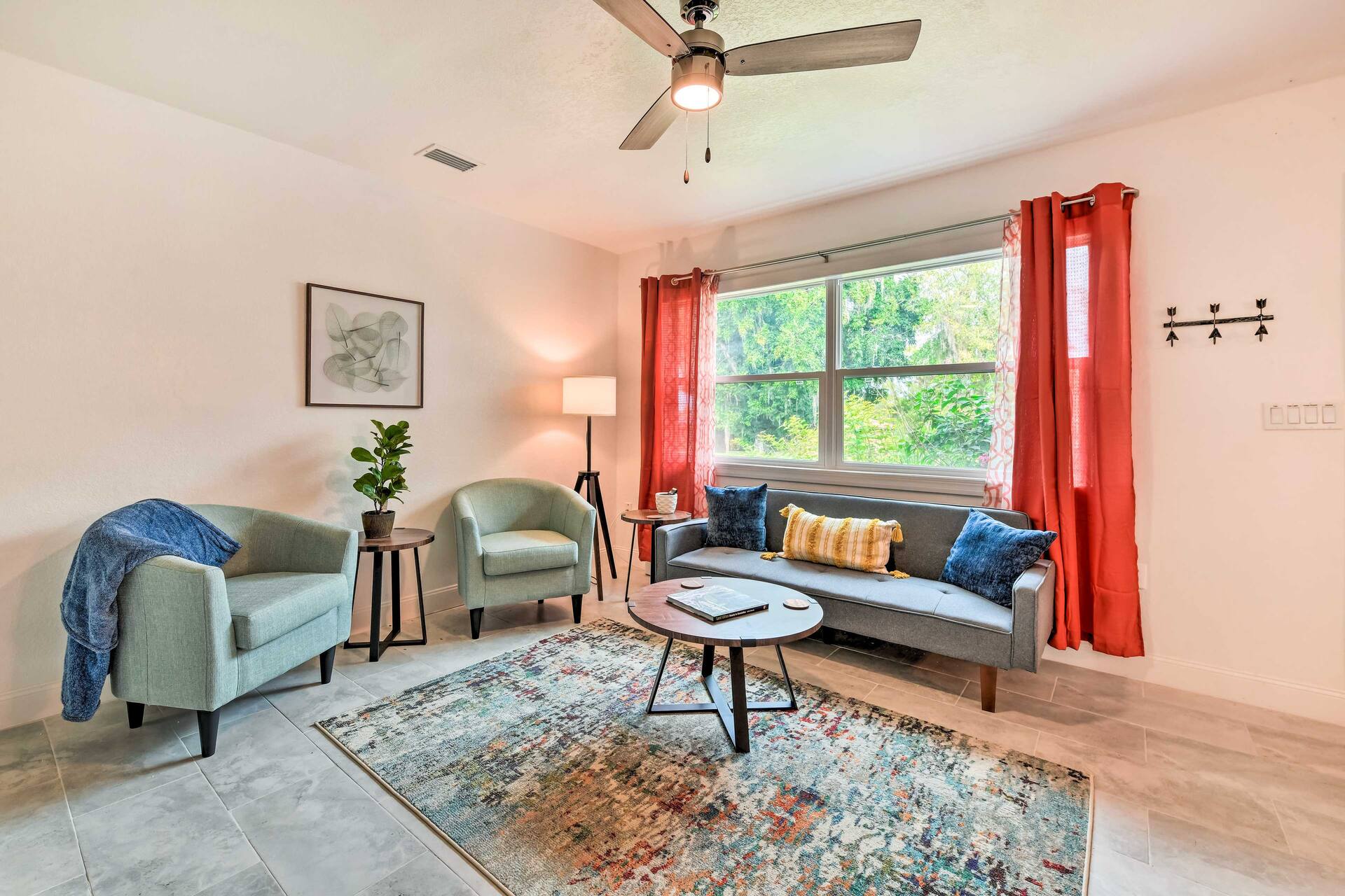 Bright, Pet-Friendly Retreat in Avon Park! — photo 4