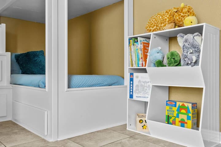 This is the perfect spot for storytime with the kids