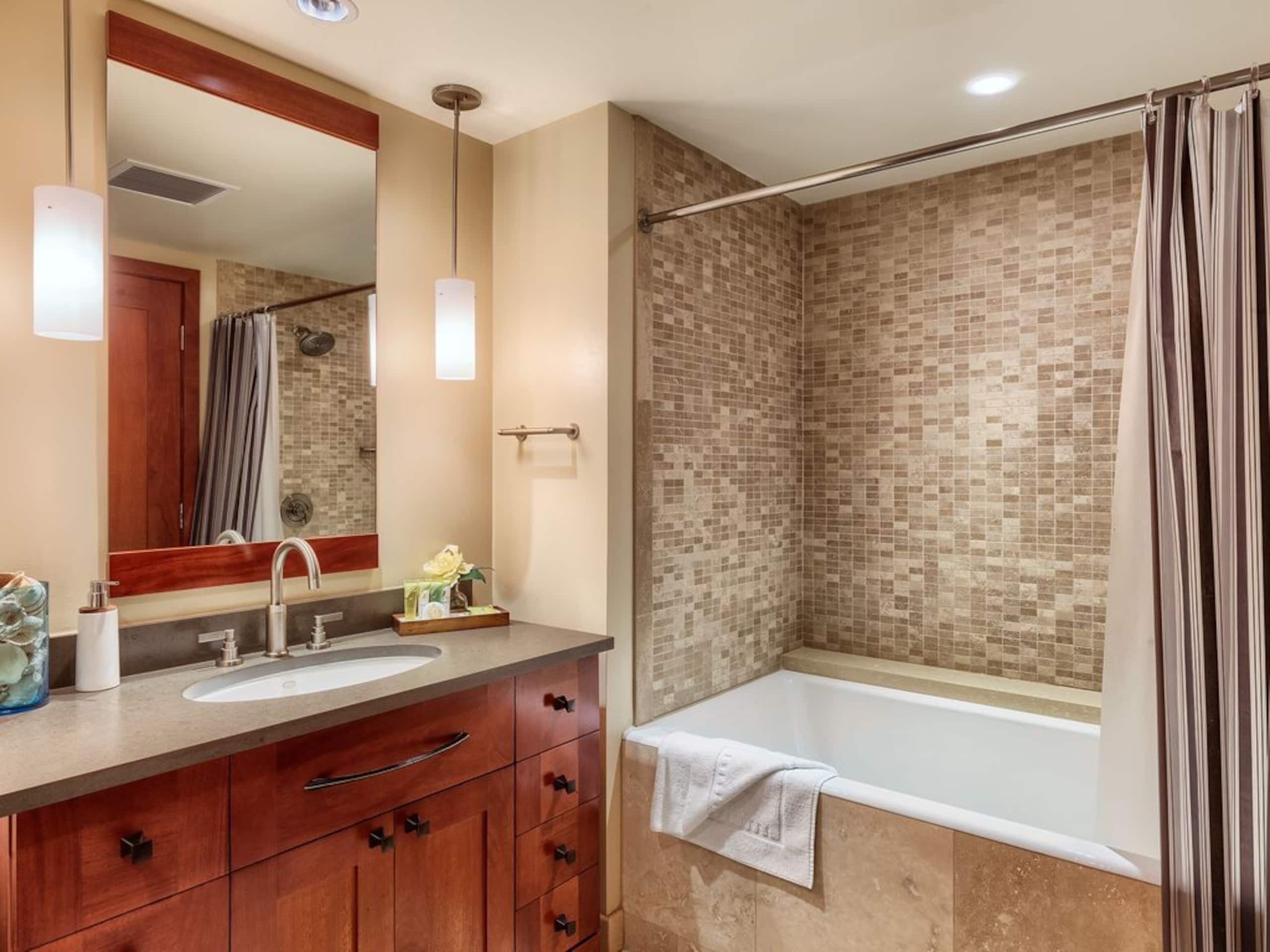 Villa in Honolulu County · ★4.85 · 3 bedrooms · 4 beds · 3 private baths - Image 27