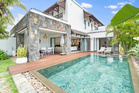 Amazing Villa - 2 minutes walk to the beach
