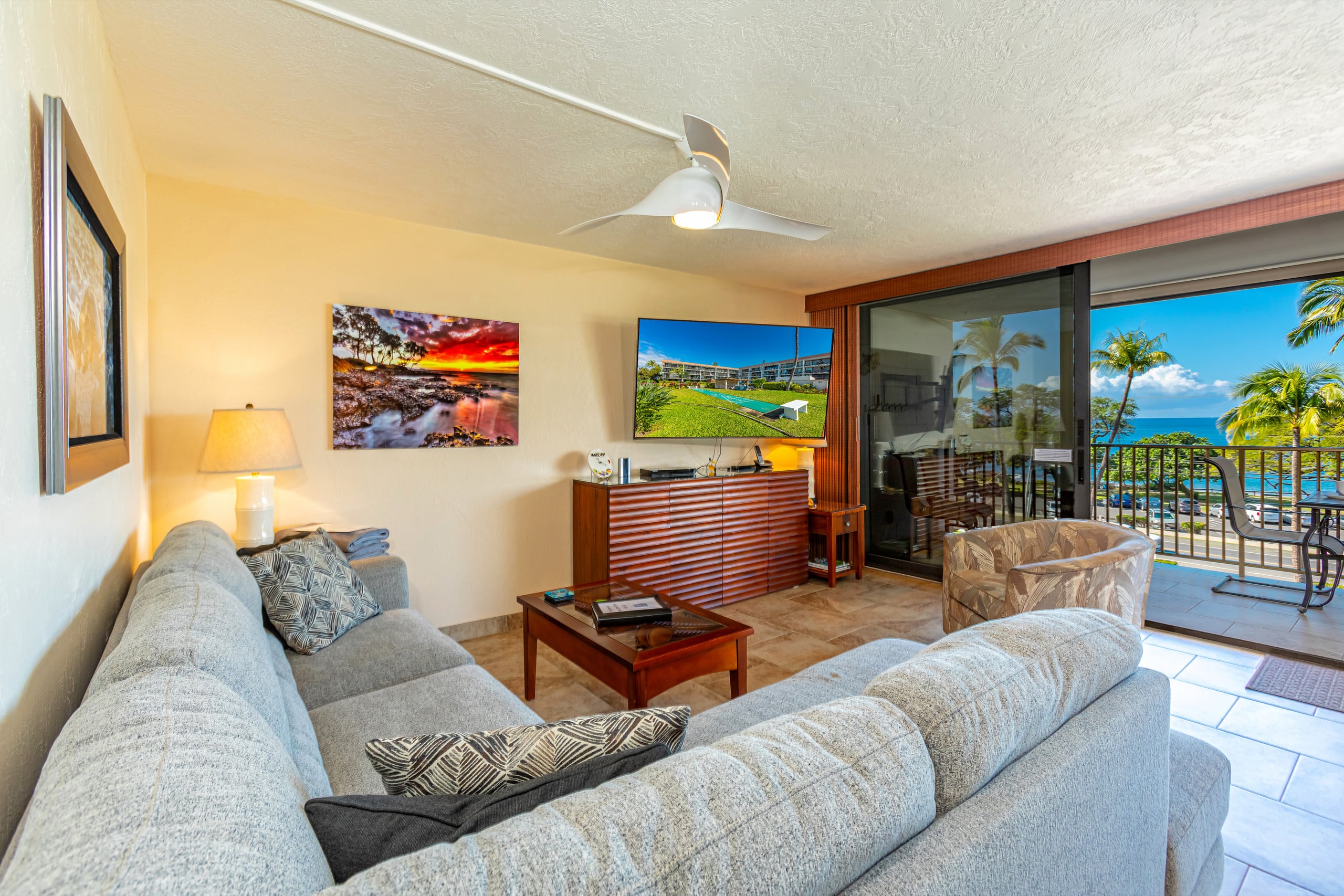 Condo in Kihei · ★4.75 · 2 bedrooms · 2 beds · 2 baths - Image 5