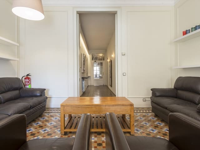 SibsBcn- Rambla- Family Friends Business Central gallery image 3