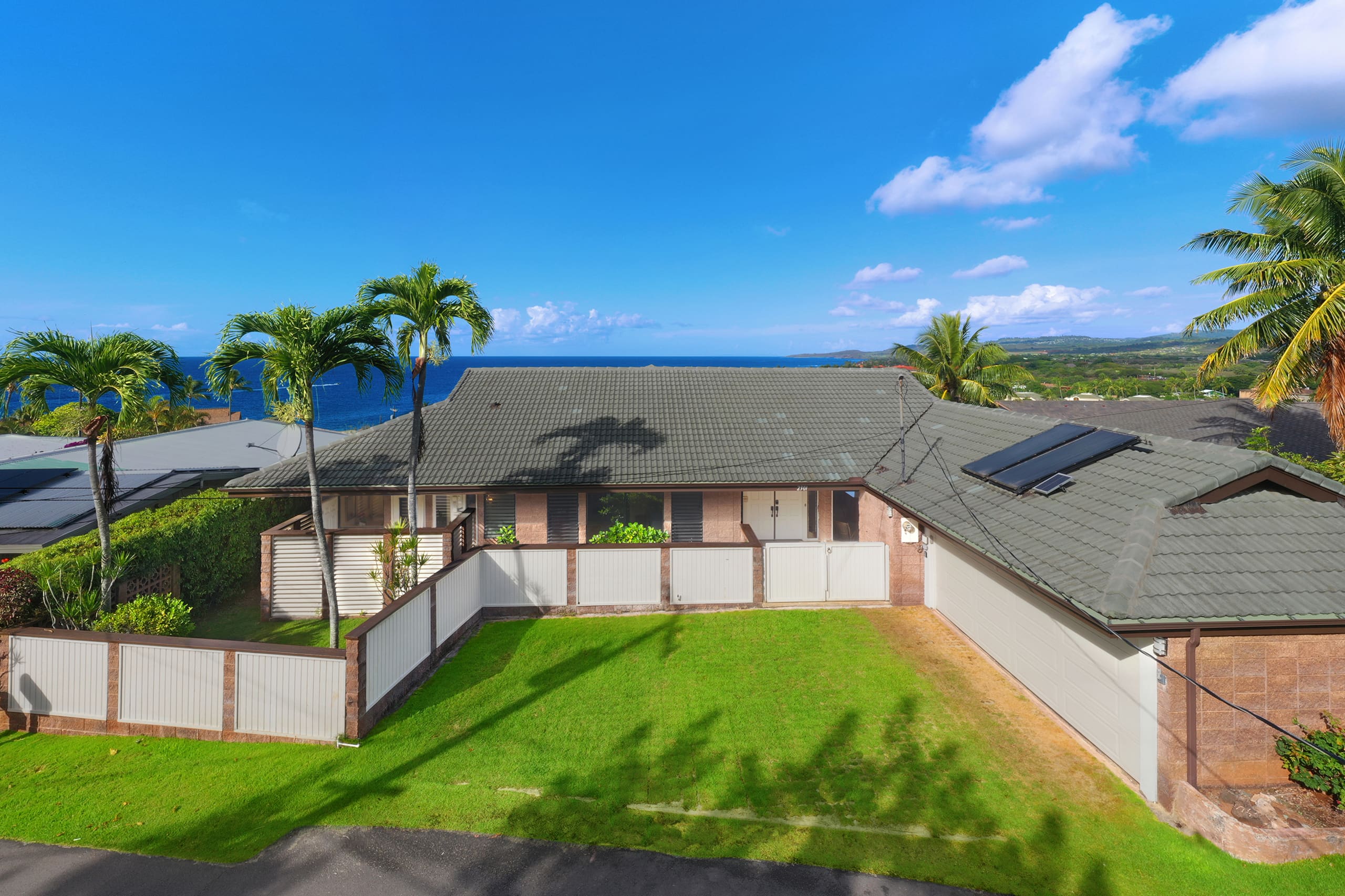 Home in Koloa · ★4.94 · 3 bedrooms · 4 beds · 3 baths - Image 7