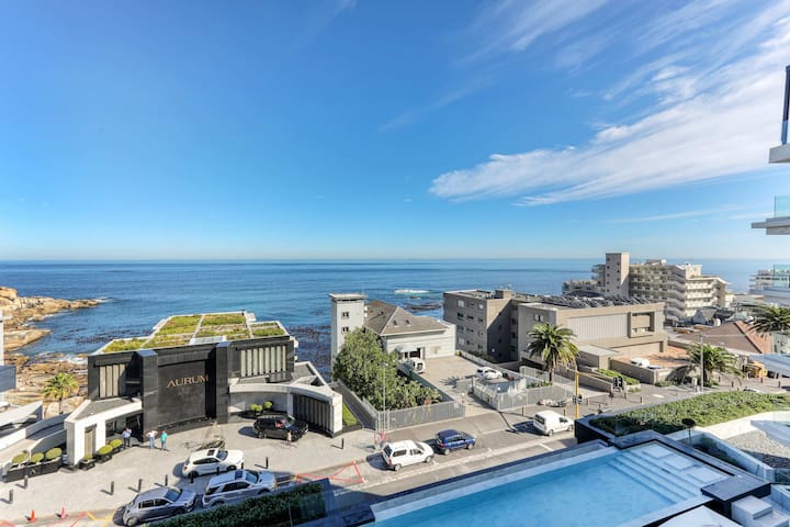 Bantry Bay Allure – Luxury Apt with the best views