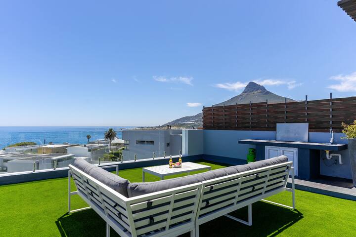 Houghton Villa Camps Bay – 5 min walk to beach