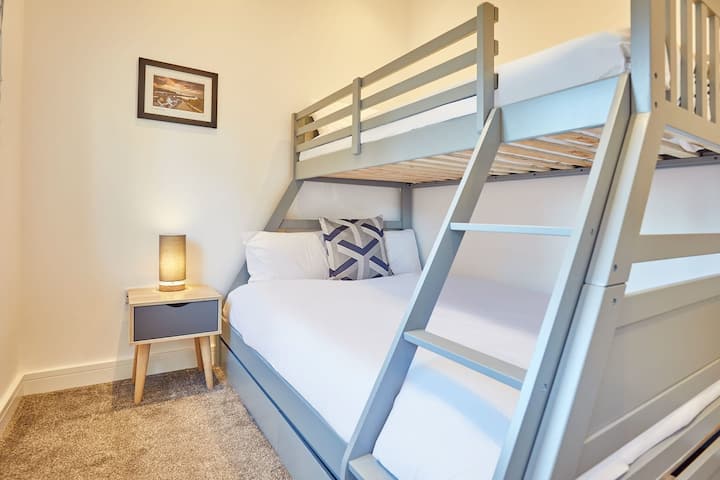 West Cliff Retreat, Whitby - domaćin i smještaj