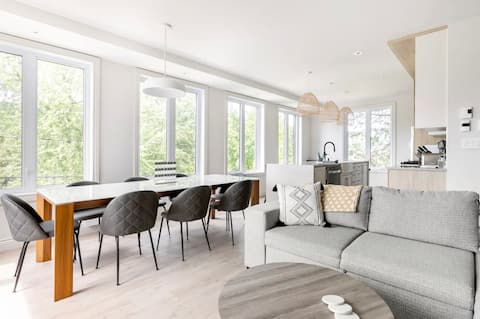 Lake view luxury Penthouse with roof terrace