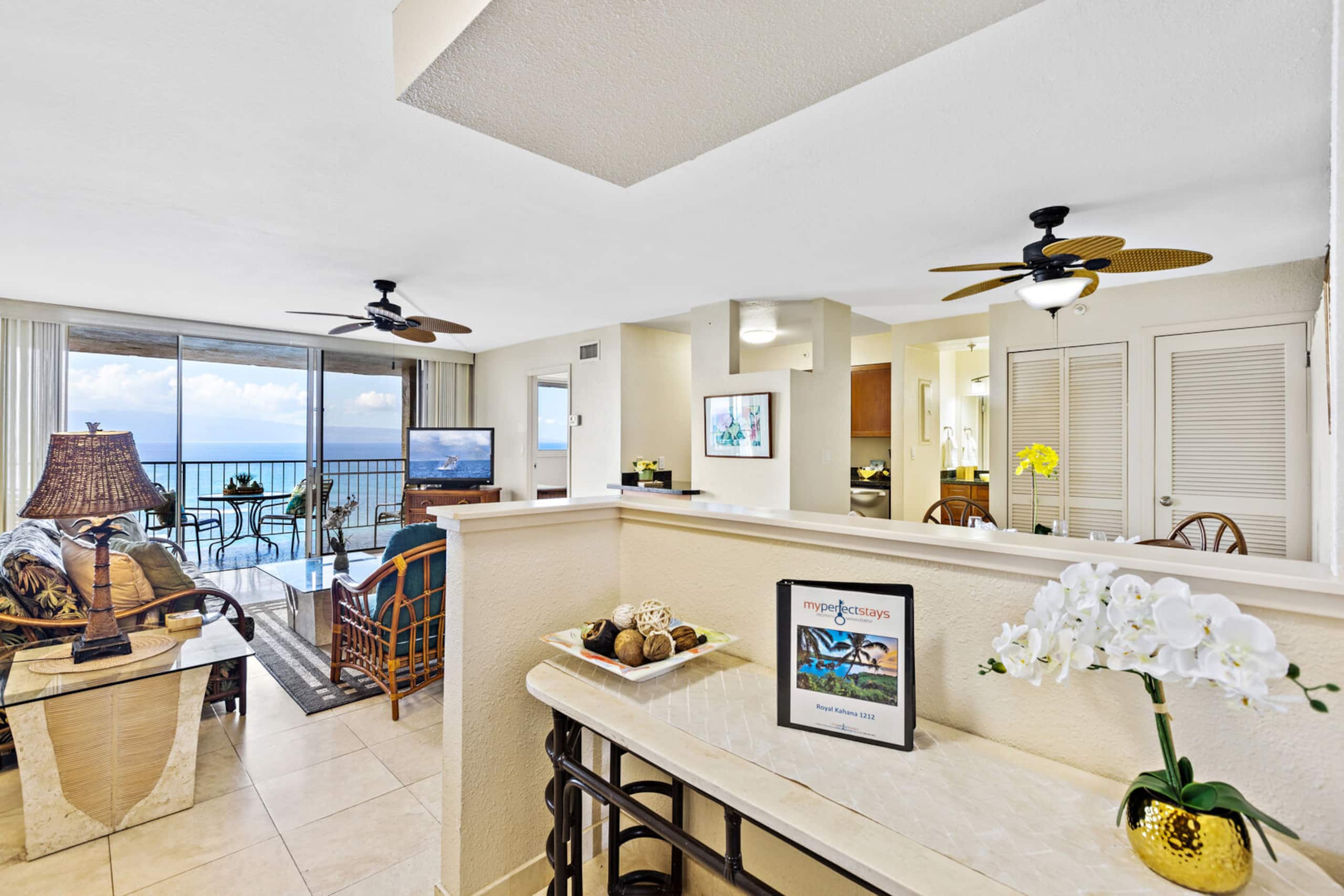 Condo in Lahaina · ★4.88 · 1 bedroom · 2 beds · 1 private bath - Image 9