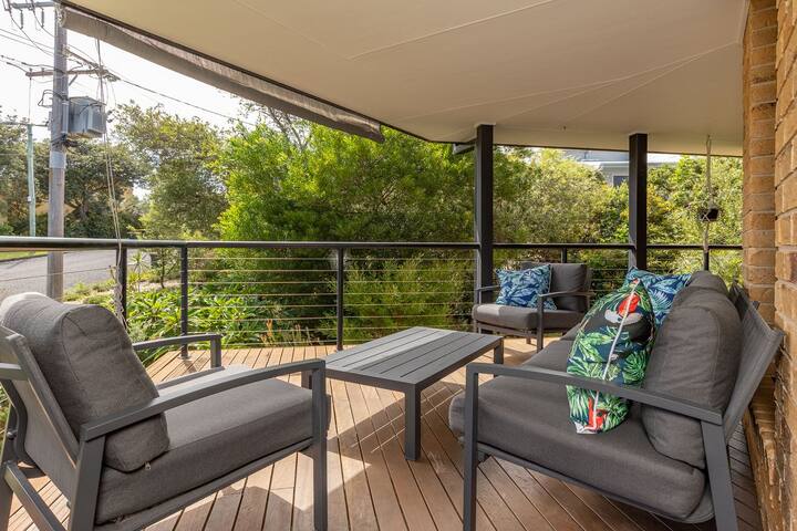 Ocean Breeze on Cooper – 5mins to Boomerang Beach gallery image 5