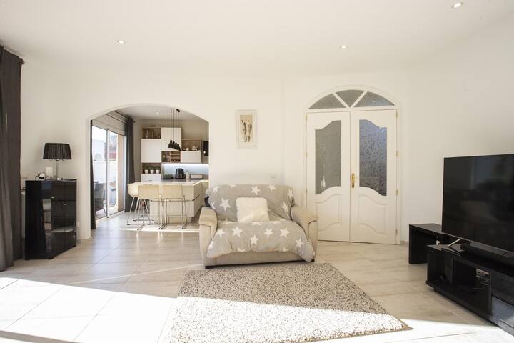 Nice house with 3 bedrooms and pool in Alberes sec gallery image 5