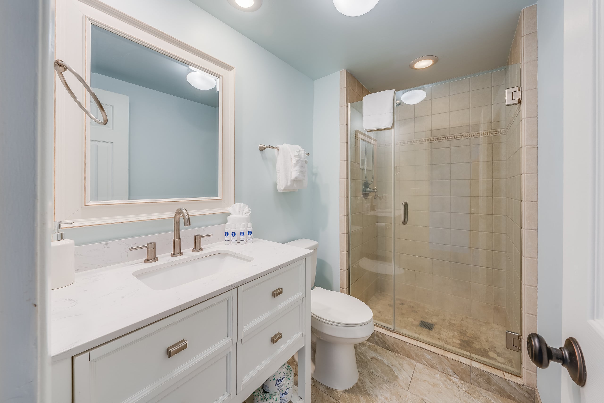 Condo in Kihei · ★4.34 · 2 bedrooms · 3 beds · 2 baths - Image 25