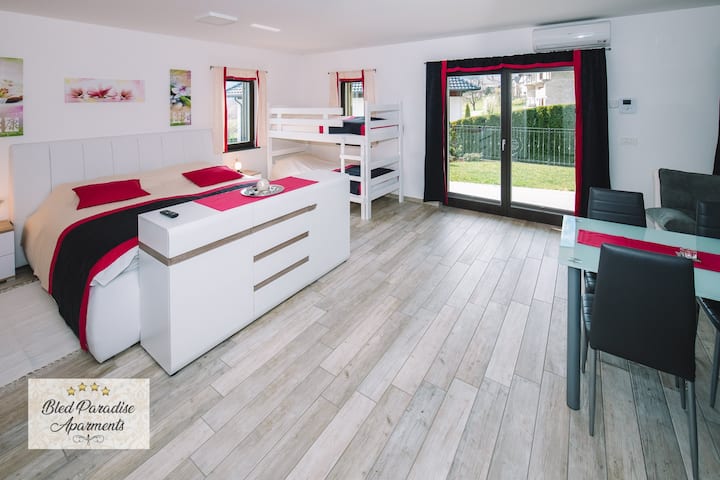 50 M² Apartament ∙ 1 Sypialnia ∙ 5 Gości - Bled