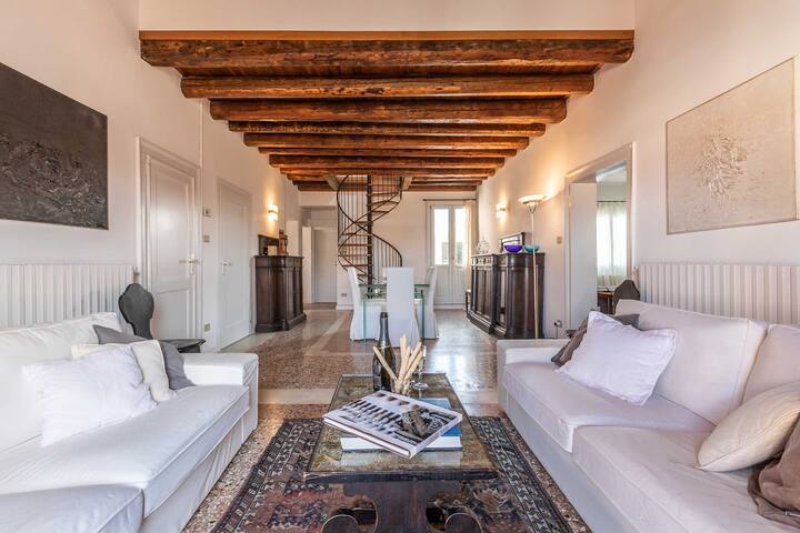 Nabucco gallery image 2