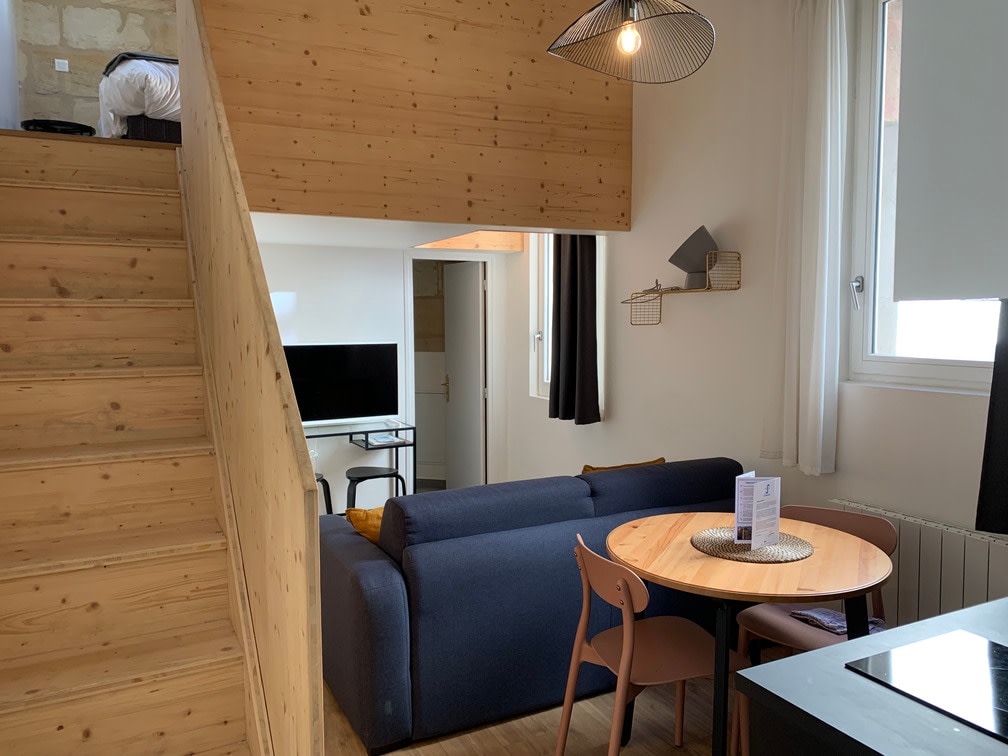 غرفة المعيشة