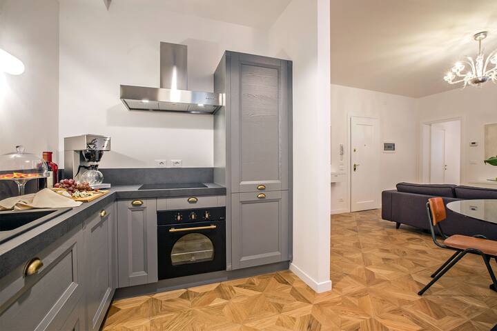 Aida gallery image 5