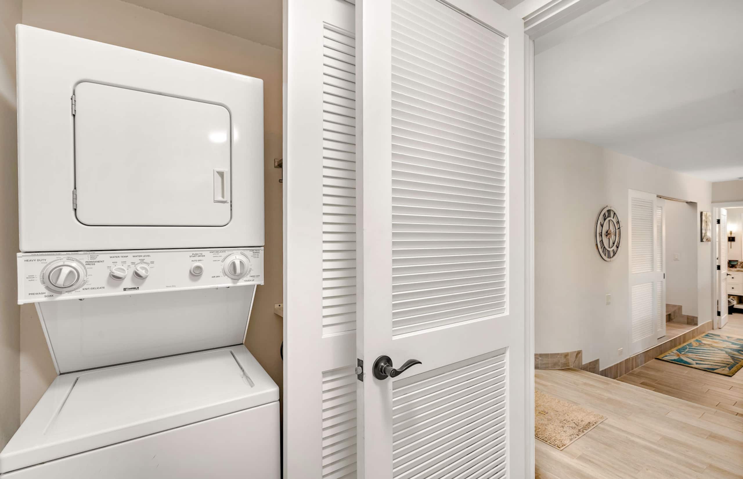 Condo in Lahaina · ★4.83 · 2 bedrooms · 3 beds · 2 baths - Image 25