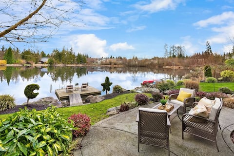 Lakeshore Serene Modern House, Dock, Billiard, Gym