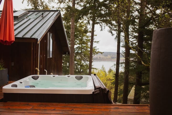 Ashley & Brittany managed Airbnb listing 2