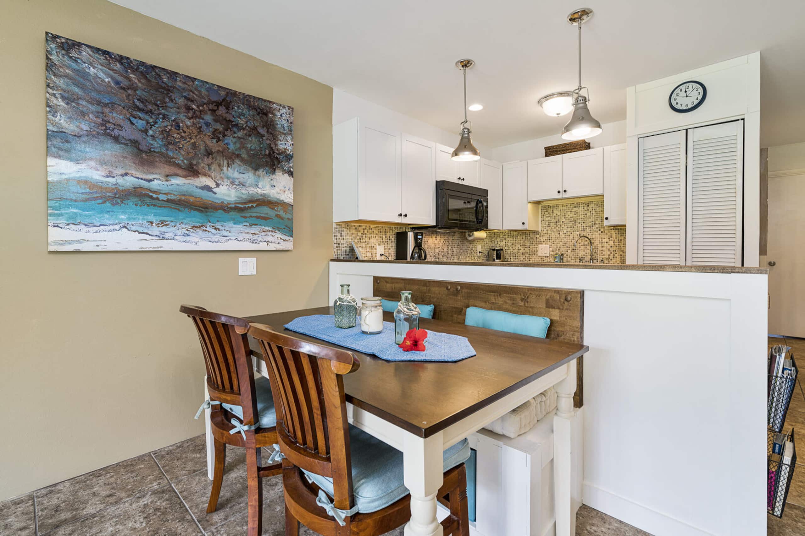 Condo in Kailua-Kona · ★4.78 · 1 bedroom · 2 beds · 1 private bath - Image 6