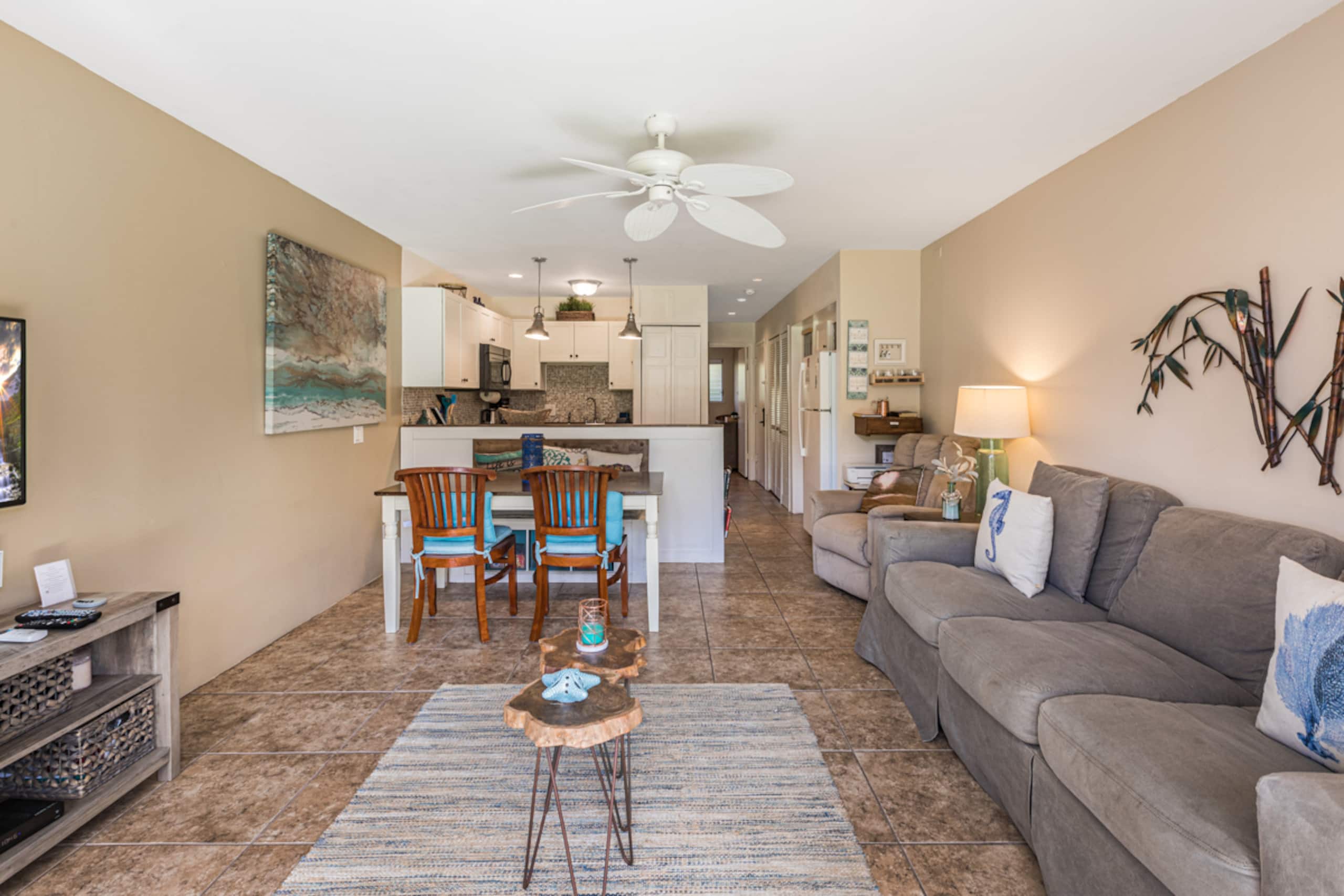 Condo in Kailua-Kona · ★4.78 · 1 bedroom · 2 beds · 1 private bath - Image 25