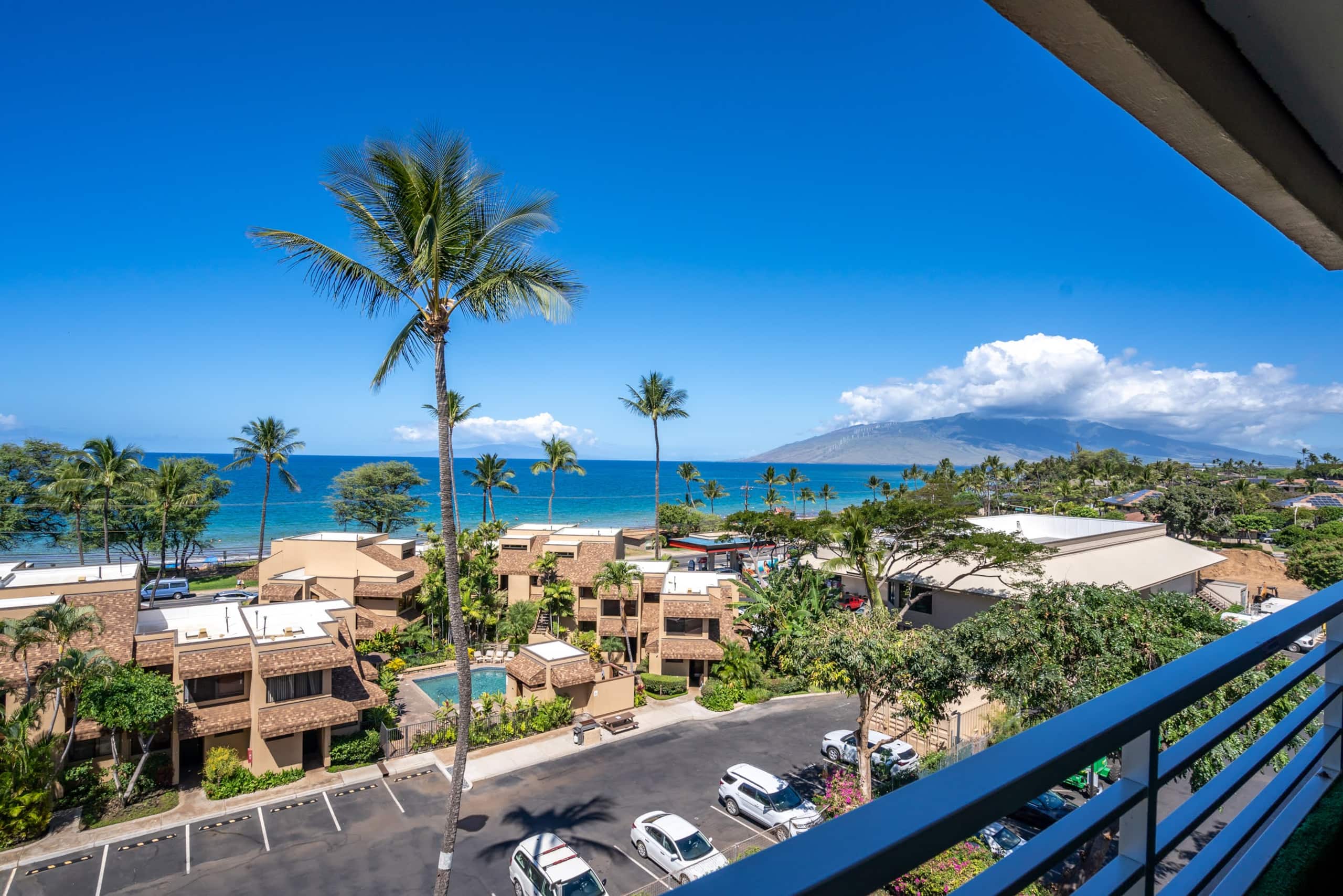 Condo in Kihei · ★4.82 · 3 bedrooms · 4 beds · 2 baths - Image 36