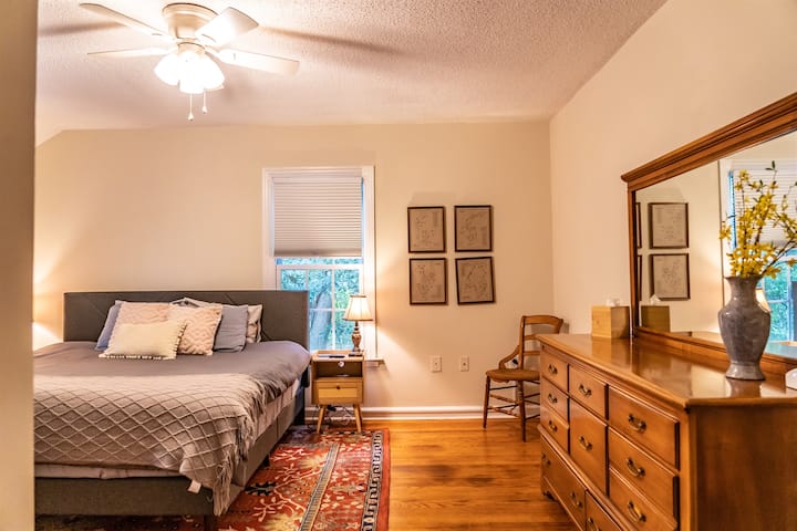 Downtown So. Pines - Sleeps 8, Walk To Town. - Whispering Pines, NC