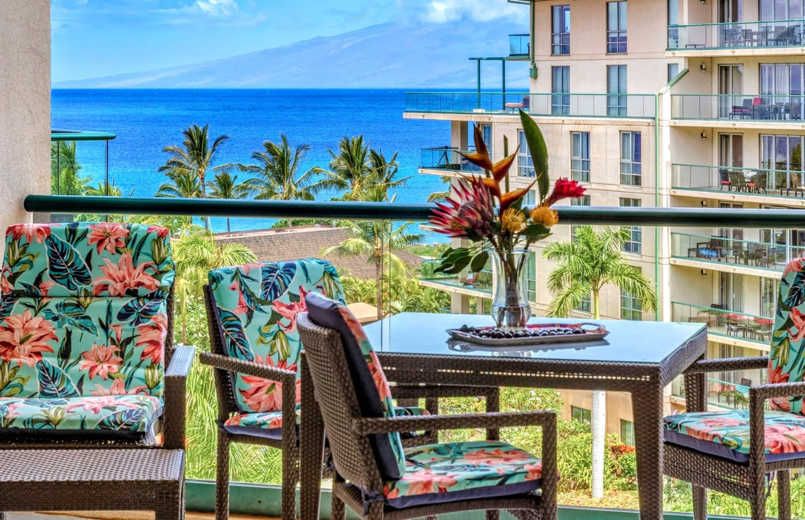 Condo in Lahaina · ★4.68 · Studio · 3 beds · 1 bath - Image 4