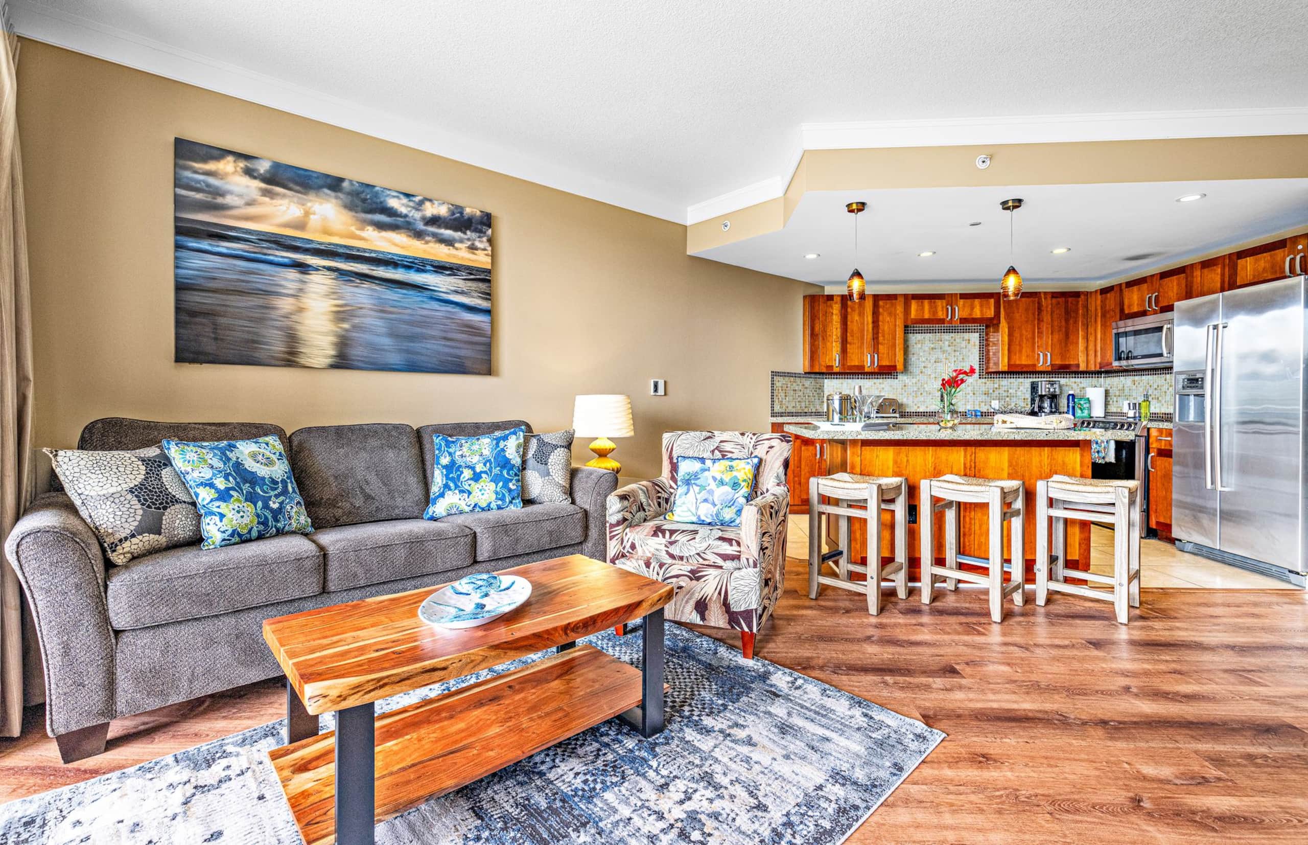 Condo in Lahaina · ★4.68 · Studio · 3 beds · 1 bath - Image 6