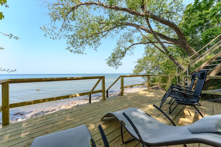 Jaqua Vacation Rentals managed Airbnb listing 1