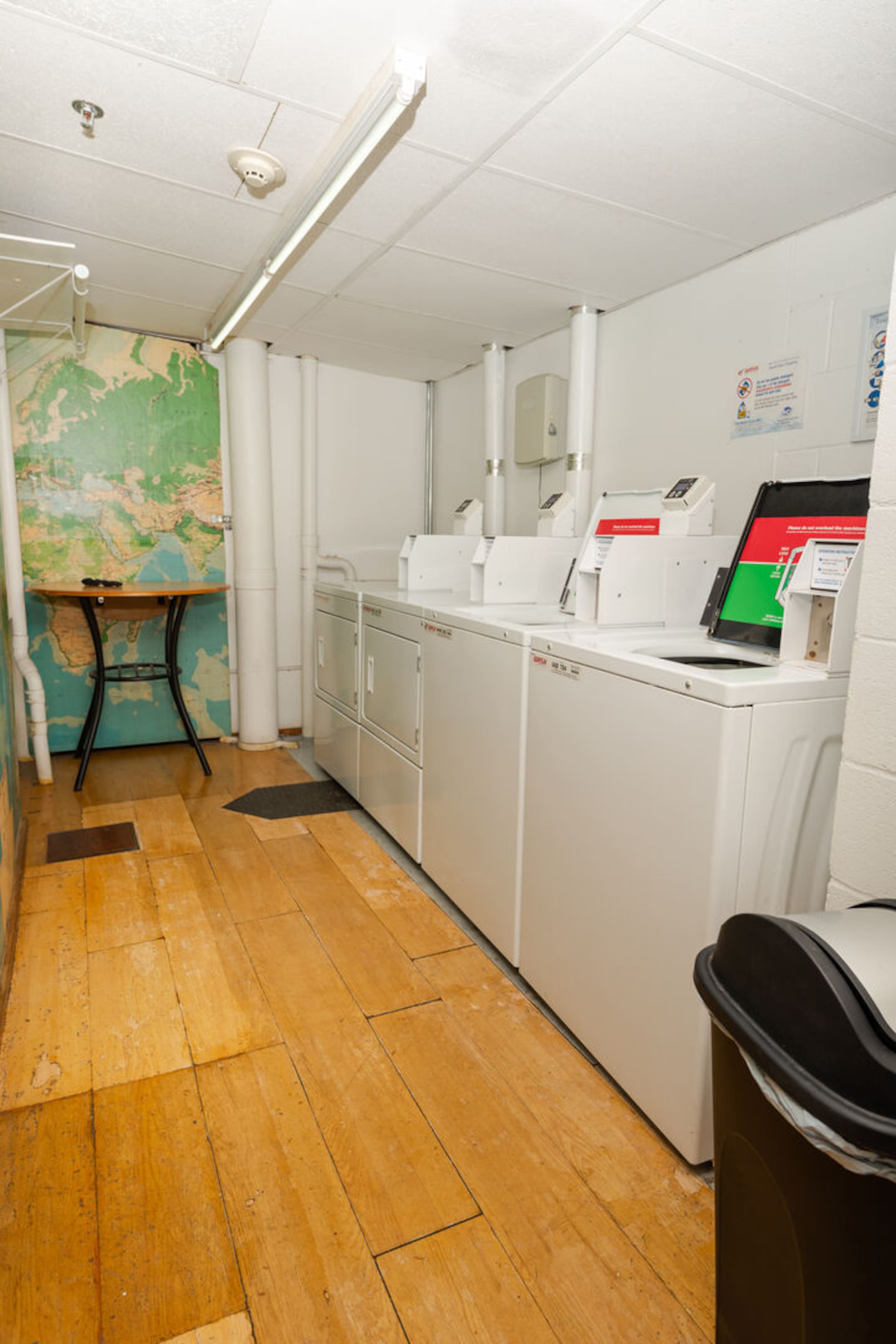 Condo in Honolulu · ★4.64 · 1 bedroom · 2 beds · 1 bath - Image 19